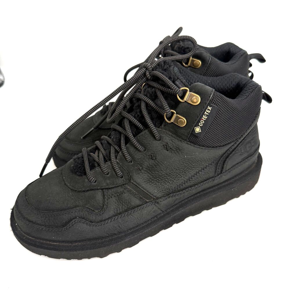 UGG Women's Highland Hi GTX Black Waterproof Leather Insulated Shoe Size 9.5